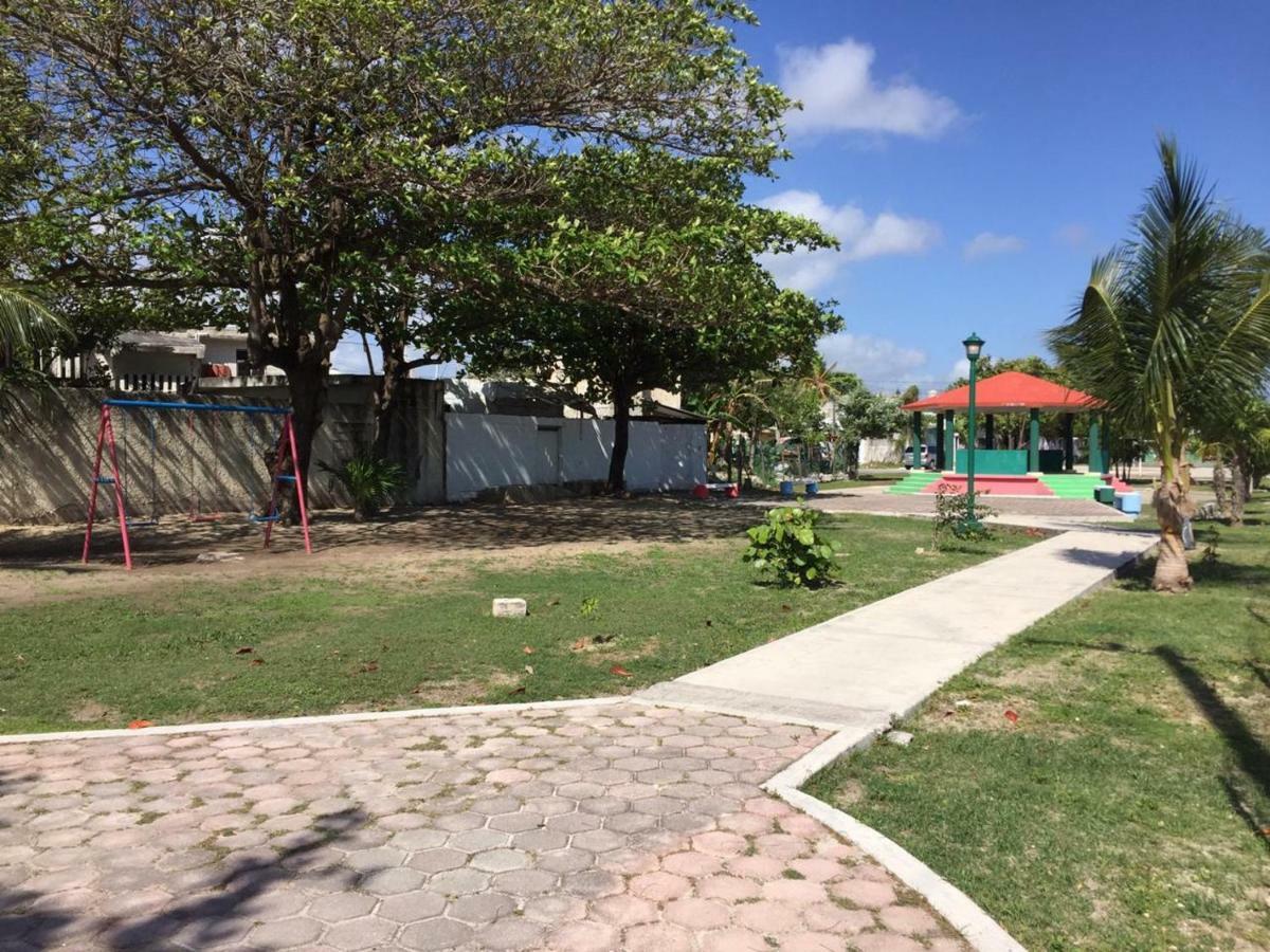 777 Lenderman Hostal 777 Cancún Exterior foto